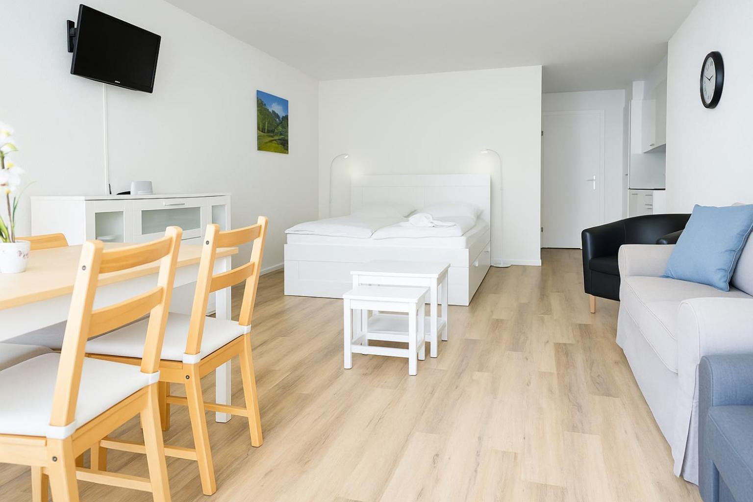 Rehwiesa Studio C04 By Arosa Stay Bagian luar foto